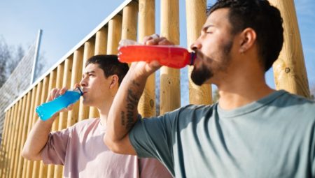 Enerji içeceği kalp krizi riskini artırıyor